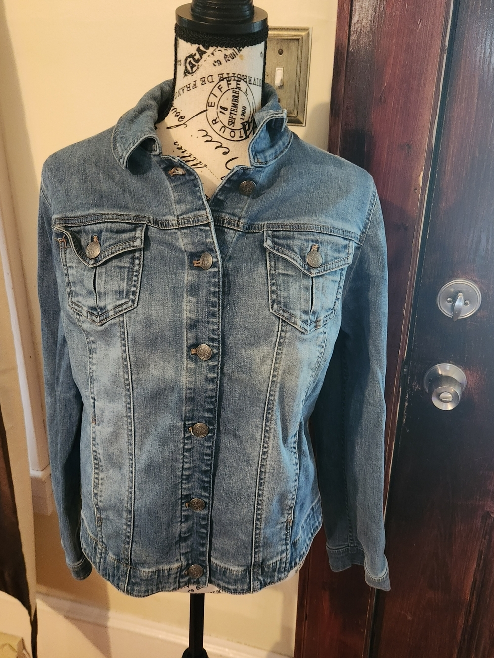 Chico's Medium Wash Blue Denim Jacket - Women's SMALL 1